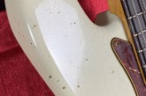 Fender Custom Shop Ltd Edition 1960 Jazz Bass Relic Aged Olympic White-11.jpg